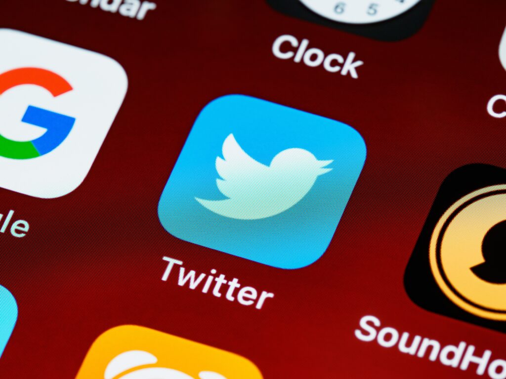 Virtual number for Twitter